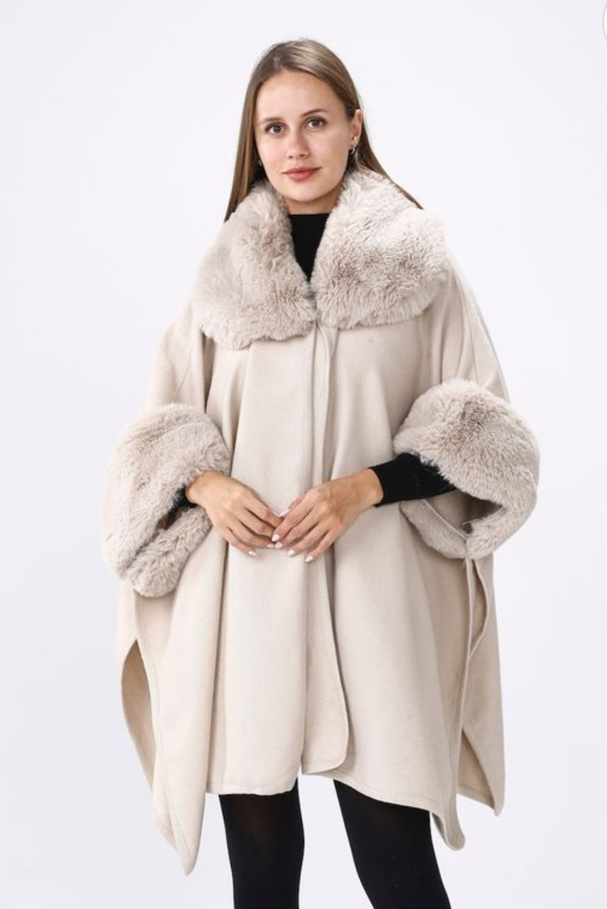 Cream collared cape CT250-42