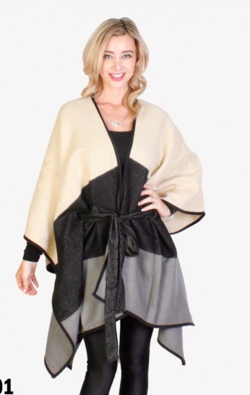 Belted cape three tone grey