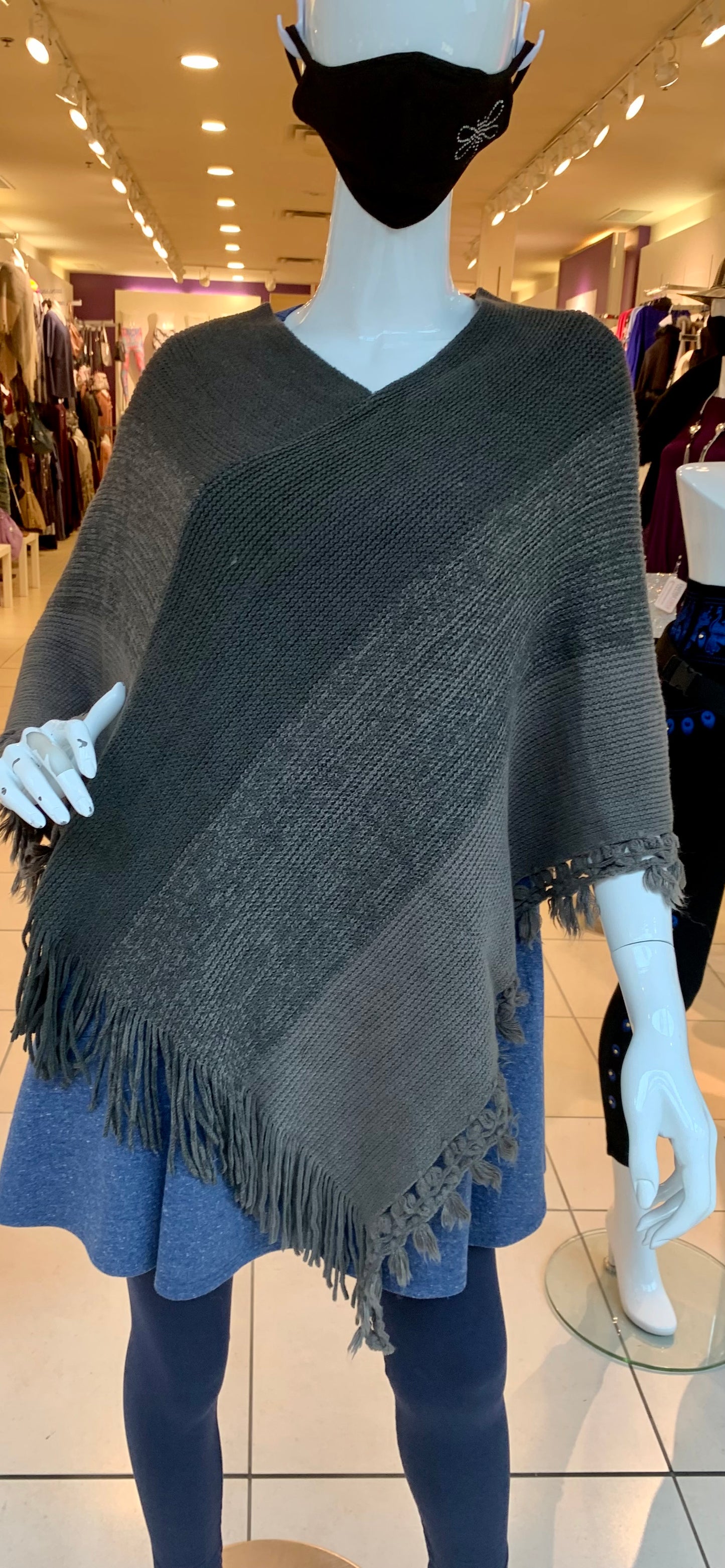 Charcoal poncho eew F10901