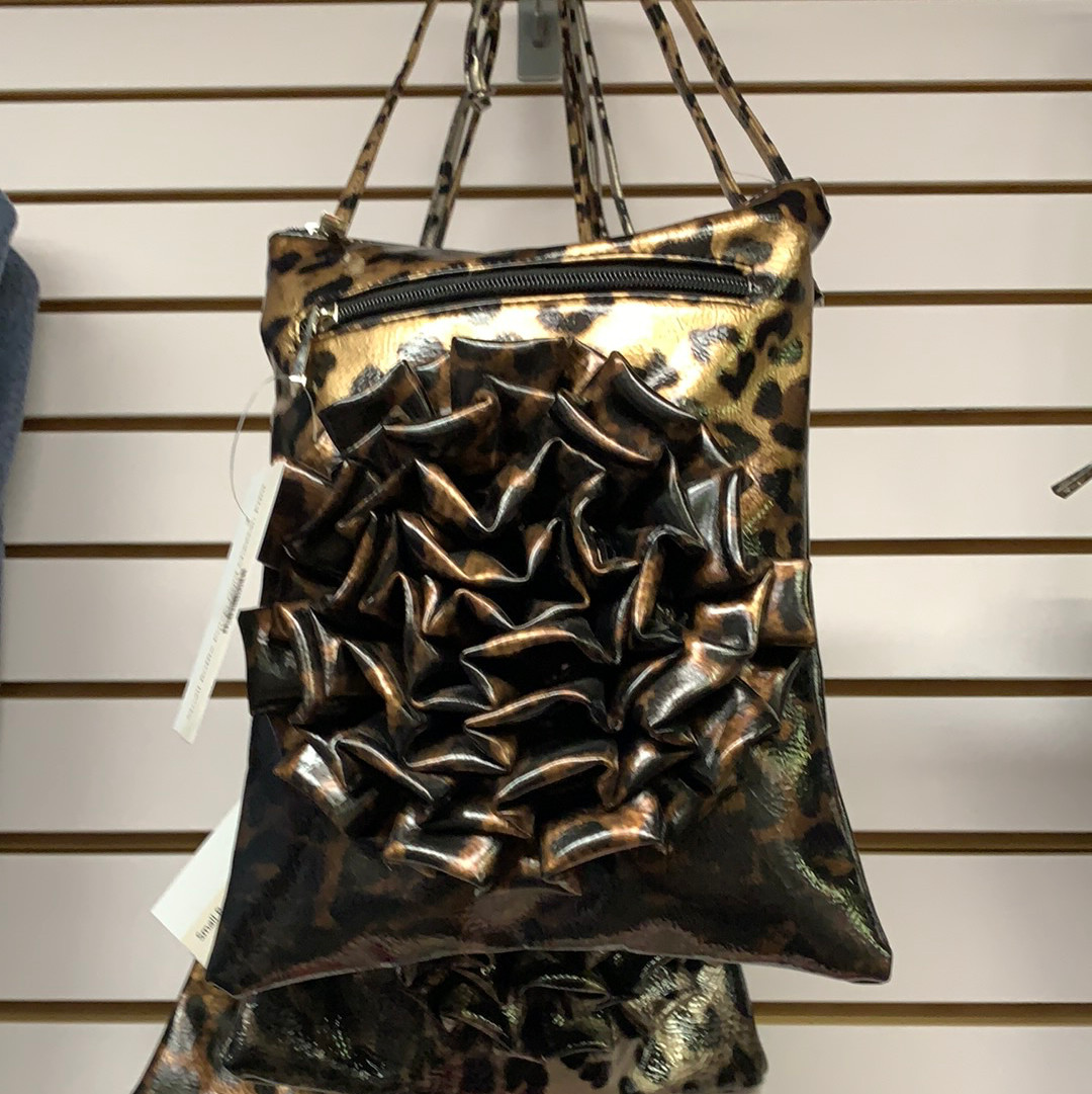Small Ruffle Purse: Gold Cheetah Print