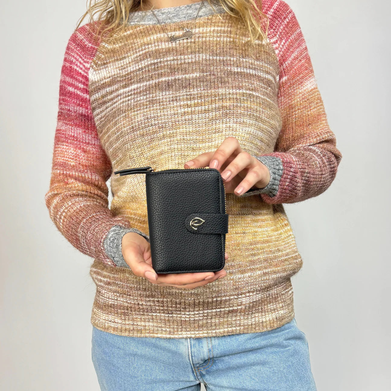 Black Cora Small Zip Wallet