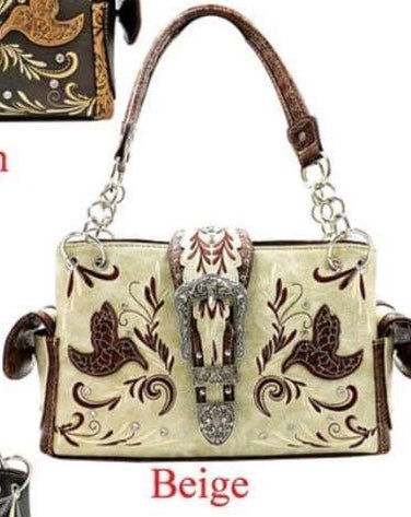 Beige Hummingbird purse with chain and Buckle